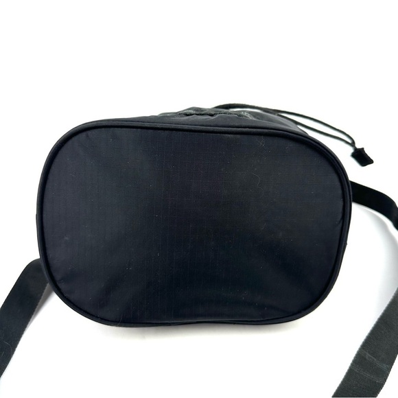 Lesportsac Drawstring Bucket Bag Black Nylon Crossbody Handbag Purse - Picture 6 of 12